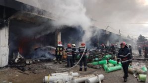 Пожар на складах в Румынии: город Васлуй покрылся дымом
