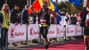 39-летний Константин Бостан пробежал Кишиневский международный марафон с протезом вместо ноги