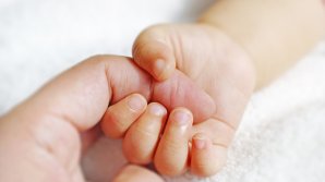 Американка забеременела, будучи беременной, и родила двойню