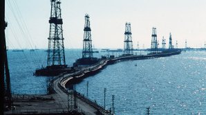 Цена нефти на мировых биржах впервые за два года превысила отметку в 62 доллара