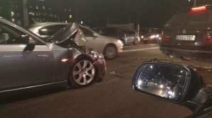 Четыре автомобиля столкнулись в центре столицы: фото