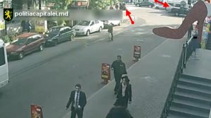 Маршрутка сбила молодого человека на пешеходном переходе в центре столицы