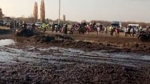 Квадроцикл въехал в зрителей во время гонки в России