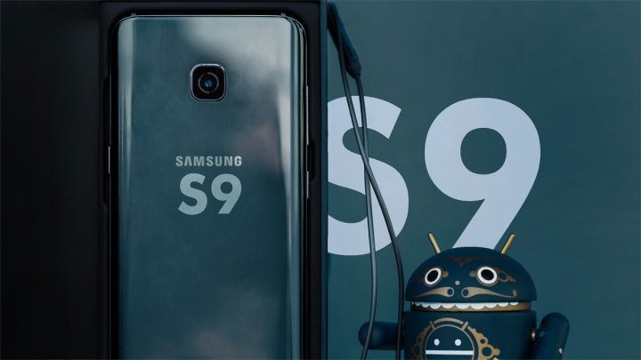 СМИ: Сканер отпечатков Galaxy S9 разместится под экранным стеклом