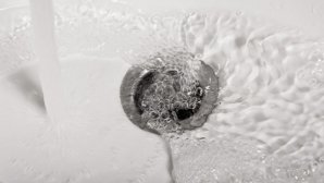 Жительница Германии с лишним весом погибла, застряв в ванной