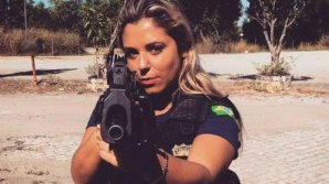 Журнал Life составил рейтинг самых привлекательных женщин-полицейских