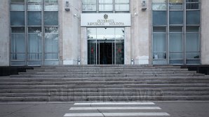 Президент Игорь Додон подписал указы об отставке шести министров правительства Филипа