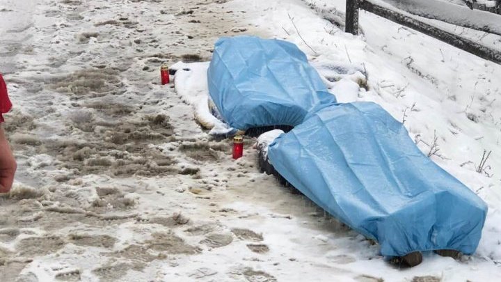 Фотографии с места страшной аварии в Румынии, где погибли двое граждан Молдовы