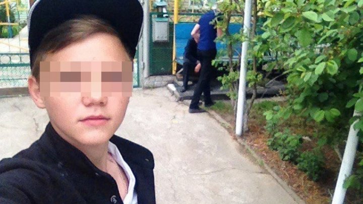 В России отец добился эксгумации тела 14-летнего сына, чтобы найти его убийцу