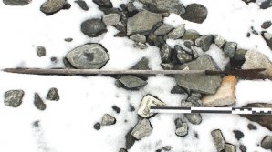 Ученые раскрыли загадку оттаявших артефактов с ледников Норвегии