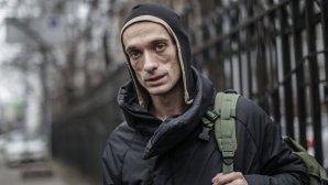 Русский художник, который поджёг Центральный банк Франции, объяснил свой поступок