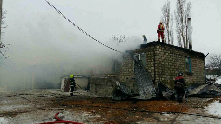 Пожар в школьной столовой Оргеевского района локализован: фото