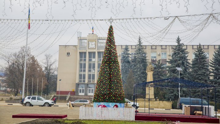 В центре Ниспорен готовятся к открытию ярмарки, организованной при поддержки "Эдельвейс"