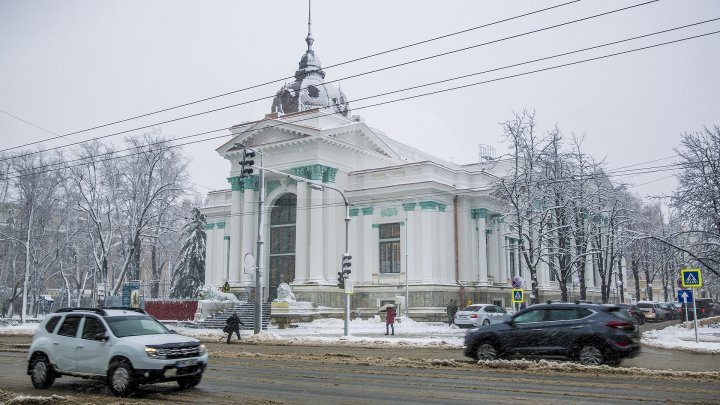 Забор вокруг Органного зала демонтировали: фото