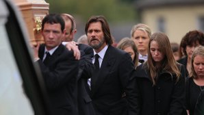 Джим Керри избежал судебного разбирательства по делу о самоубийстве экс-подруги