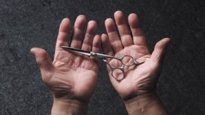 В кемеровской школе четвероклассник воткнул ножницы в горло сверстнику