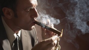 Ученые: сигары и трубки не полезнее сигарет