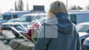 Тысячи женщин нашей страны вышли на работу в праздничный день