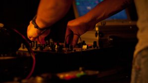 Калининградец выстрелил в диджея за отказ включить любимый трек