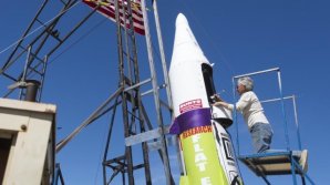 Сторонник теории плоской Земли совершил полёт на самодельной ракете