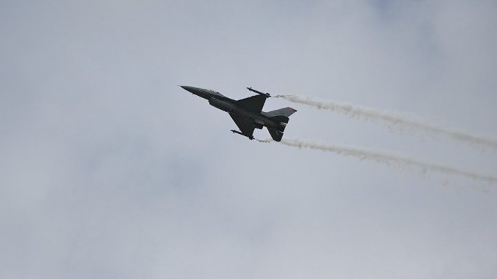 В Турции разбился истребитель F-16