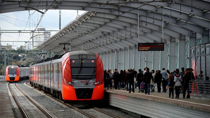 Подросток прогулялся по железной дороге в наушниках и попал под поезд