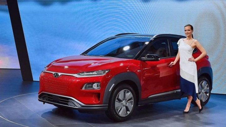 Hyundai Kona Electric представили в Женеве