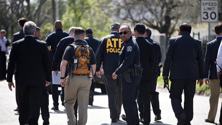 В Техасе неизвестные подкинули в частные дома две бомбы