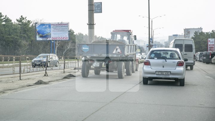 Генеральная уборка в столице: тысячи людей наводят порядок в городе с самого утра