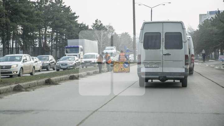 Генеральная уборка в столице: тысячи людей наводят порядок в городе с самого утра
