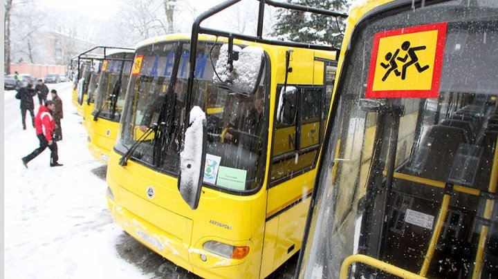 Автобус со школьниками попал в ДТП в Азербайджане