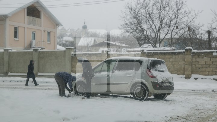 Снегопады в Молдове не прекращаются: фото