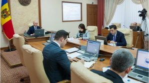 С 1 апреля увеличились зарплаты работников государственных медучреждений