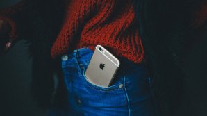 В Сети показали iPhone с гибким дисплеем