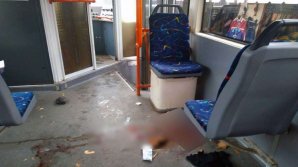 В Киеве тормозной диск пробил пол трамвая и сломал ногу 80-летней пассажирке