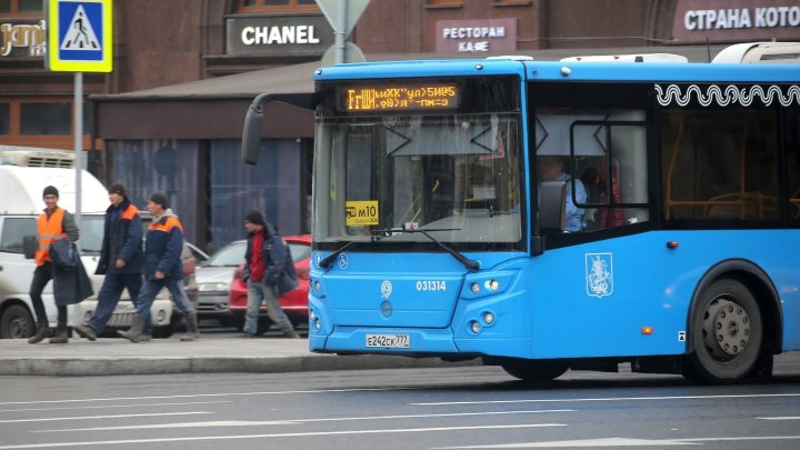 В Москве мужчина получил пулю в ногу после сделанного замечания в автобусе