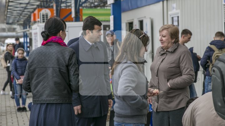 Кирилл Габурич проверил состояние транспорта на столичных автовокзалах: фоторепортаж