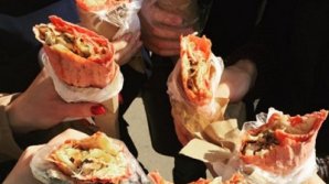 В Одессе 13 человек отравились шаурмой