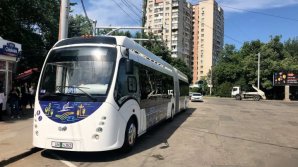 На столичных улицах появился первый электробус: фото 