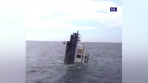 Пассажирское судно затонуло у побережья Уэльса (видео)