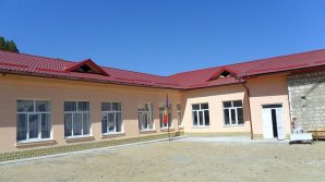 Впервые за 90 лет в селе Сэицы Каушанского района ремонтируют гимназию