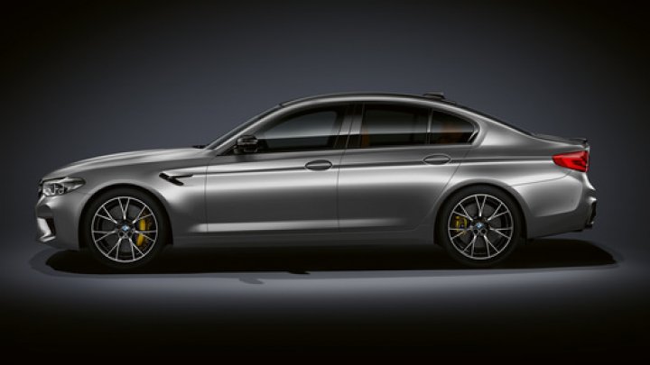 Официально представлена самая свирепая BMW M5 в истории