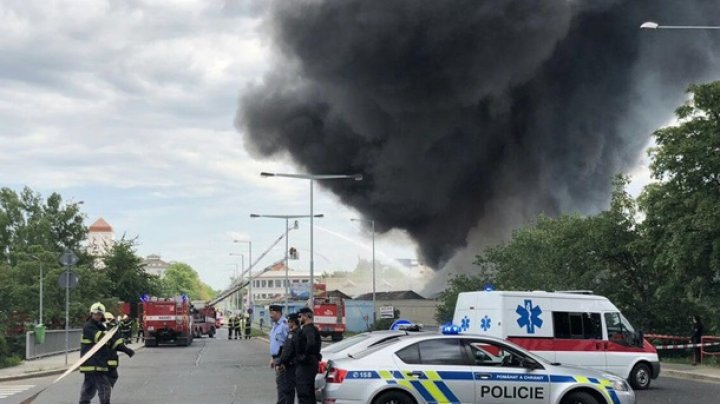 В Праге на складе произошел масштабный пожар