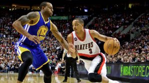 Баскетболистов "Голден Стэйт Уорриорз" чествовали сотни тысяч болельщиков