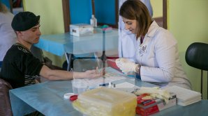 По случаю Всемирного дня донора крови в Кишиневе, Бельцах и Кагуле откроют пункты для добровольцев