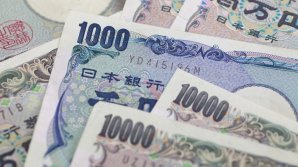 Министр финансов Японии вернет годовую зарплату из-за коррупционного скандала