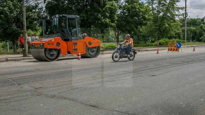 Более 100 километров местных дорог отремонтируют в Унгенском районе к концу лета: фото