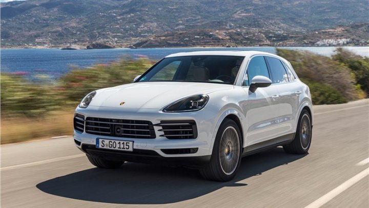 Новый Porsche Cayenne превратят в кросс-купе 