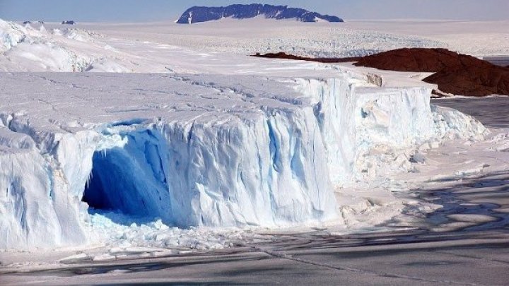 Ученые зафиксировали в Антарктиде температурный минимум в –98 градусов