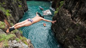 В Португалии прошел третий этап чемпионата мира по клифф-дайвингу